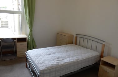 Furzehill Road, Mutley, Plymouth - Image 2